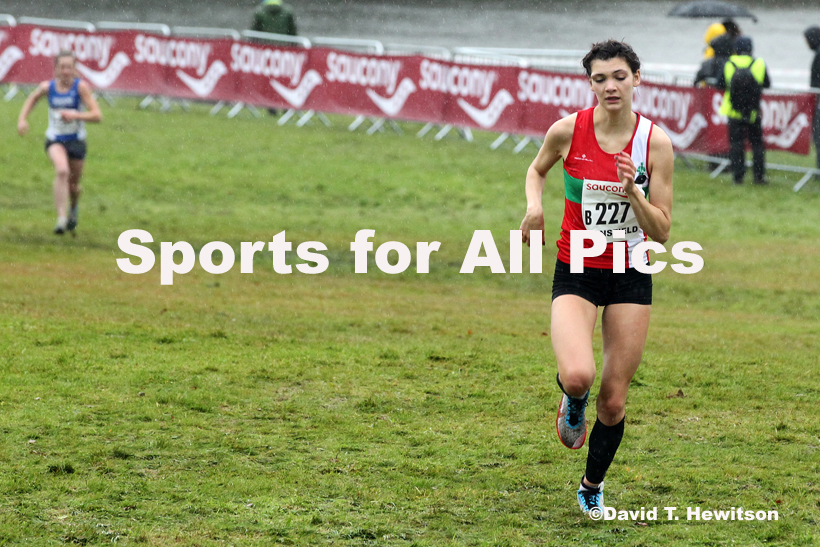 Junior women, National Cross Country Relay Champs., Berry Hill Park, Mansfield.  Photo: David T. Hewitson/Sports for All Pics